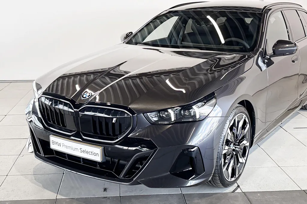 BMW i5 Touring eDrive40 Innovation Pack M Sportpakket Pro