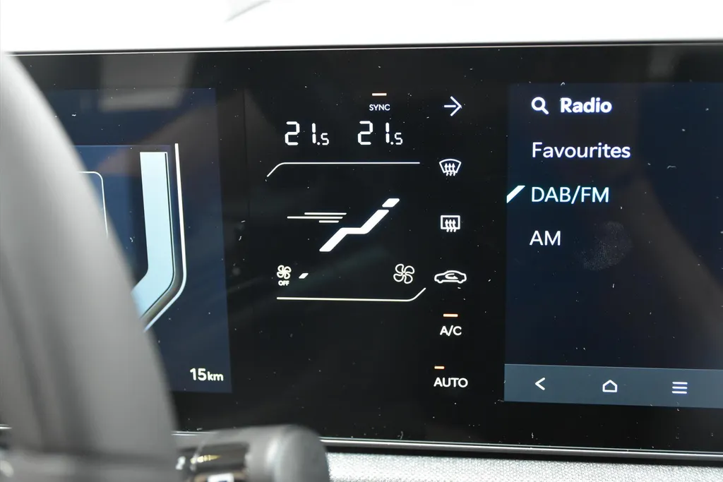 Kia Seltos Kia Seltos X-Line Demo Edition 1.6 T-GDi DCT7 180PK Direct leverbaar!