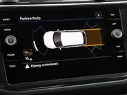 Volkswagen Tiguan 1.4 TSI 245pk DSG eHybrid R-Line Business · Apple/Android Car Play · Wegklapbare Trekhaak · Alarm · Dodehoek Detectie · Stoel-& Stuurverwarming · 19'' Inch ·