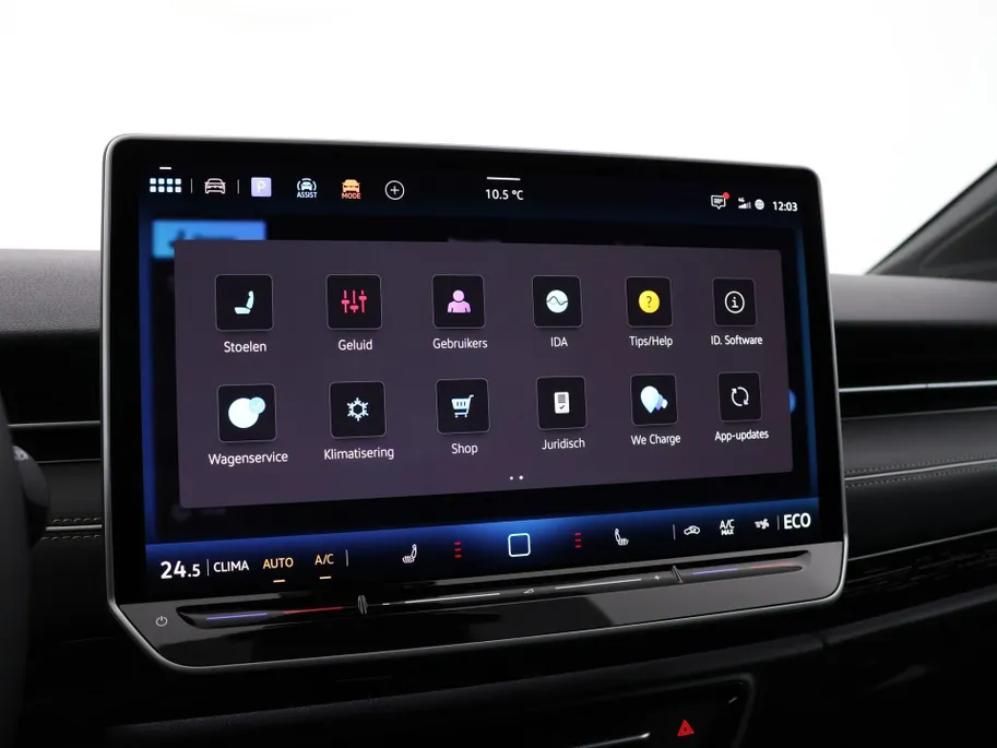 Volkswagen ID.7 Pro Limited Edition 77 kWh accu 286 PK · Draadloze telefoonlader · 360 camera · verwarmde voorstoelen · Voorraad OUTLET · Prijs is inclusief inruilpremie ·