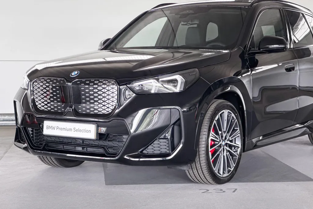 BMW iX1 eDrive20 67 kWh M Sport Edition