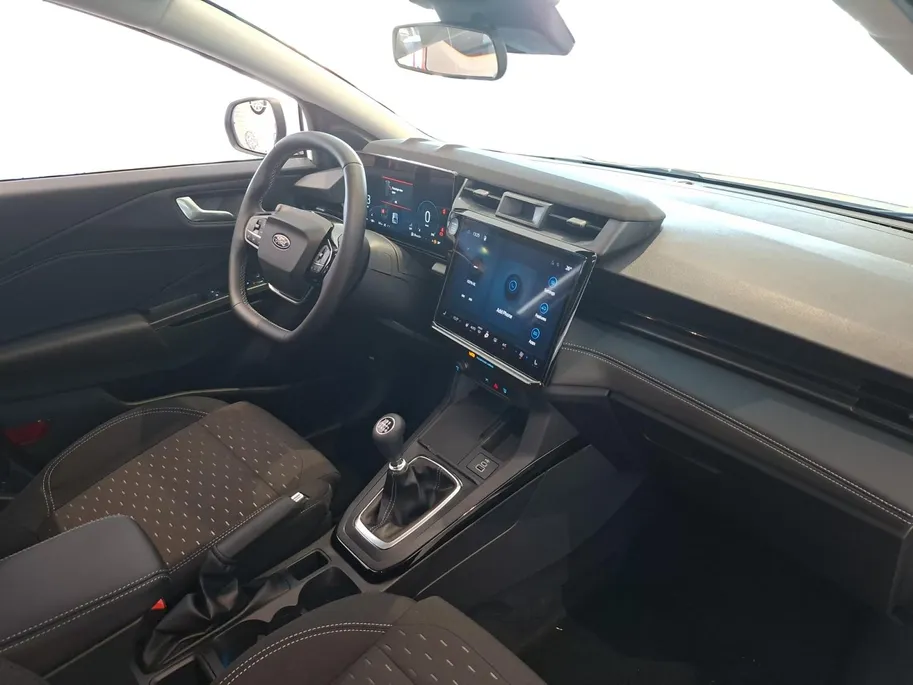 Ford Puma 1.0 EcoBoost Hybrid Titanium | €5.000.- korting | 0,99% rente | Direct leverbaar | Winterpack | Achteruit rij camera