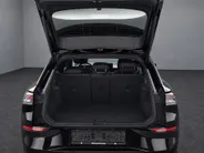 Volkswagen T-Roc 1.5 eTsi 150pk DSG R-Line First Edition · Camera · Apple/Android Car Play · Stoelverwarming · Alarm · Elek. Achterklep · P-Sensoren · IQ.Light · Garantie t/m 12-01-2028