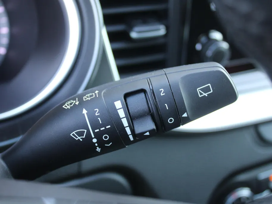 Kia XCeed 1.5 T-GDI MHEV DynamicLine | Android Auto/Apple Carplay | Stoel-/stuurverwarming | 16' LM | Camera | Zeer weinig km |