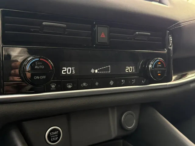 Nissan QASHQAI 1.3 Mild-Hybrid 158pk Xtronic N-Connecta | Panoramadak | Navigatie | 360-Camera | App Connect | Blind Spot | Keyless | All Season