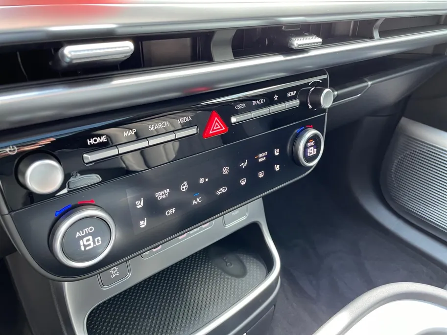 Hyundai IONIQ 9 Lounge AWD 7p. 110.3 kWh | Nieuw | Zeer compleet | Uit voorraad leverbaar | 600 km range | Matte lak | Hyundai Rotterdam - Noord |