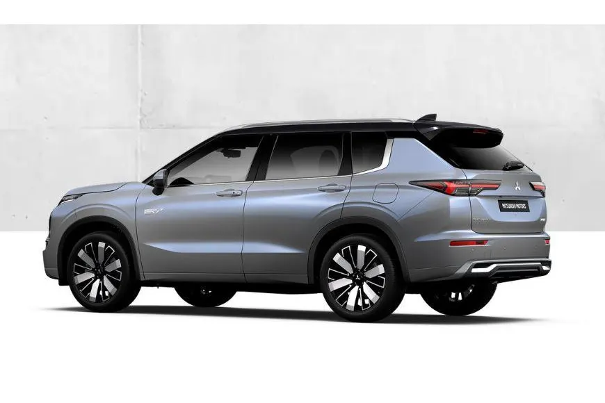 Mitsubishi Outlander 2.4 PHEV Instyle+ € 5.000 euro korting eigen voorraad| 8 jaar garantie| Snel leverbaar | Totaalprijs op is op.m25