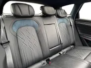 Voyah Free Flagship Edition 4WD 106 kWh | Full Option | 500 km rijbereik | Luchtvering | Stoelkoeling, -verwarming en -massage | Blackline exterieur & interieur |
