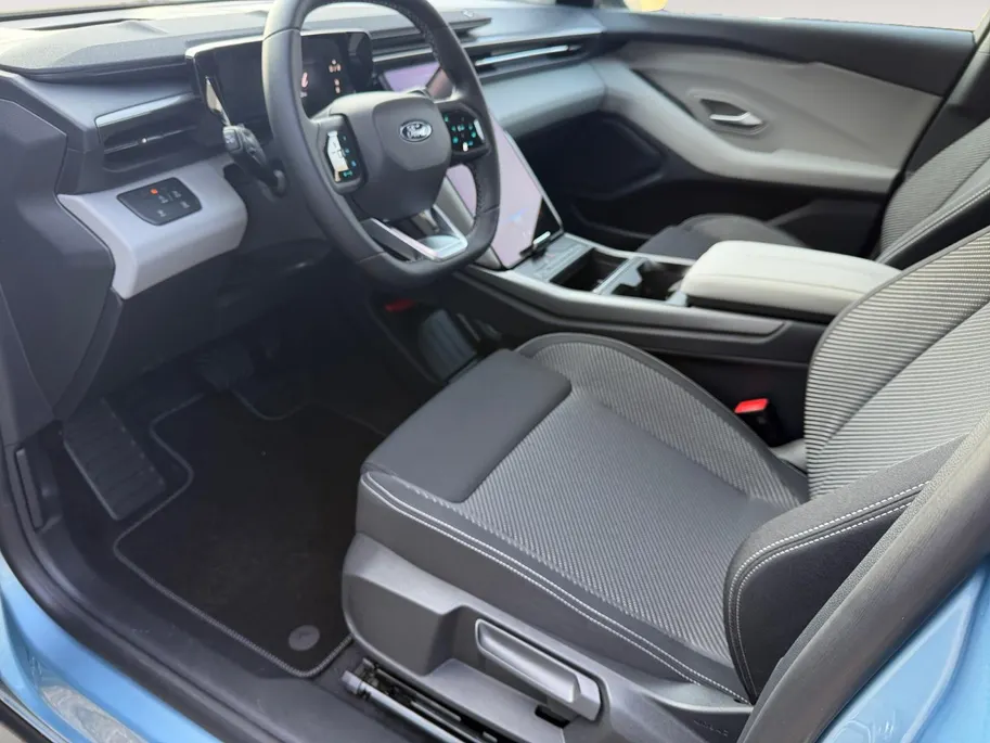 Ford Explorer Select Extended Range RWD 77 kWh | Nieuw te Bestellen | €3.500,- Ready Set Ford Bonus | 602km WLTP Rijbereik | 360 Graden Camera | Head-up Display | Dodehoek Detectie | Draadloze Apple Carplay & Android Auto