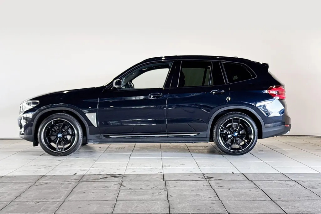 BMW iX3 High Executive 80 kWh