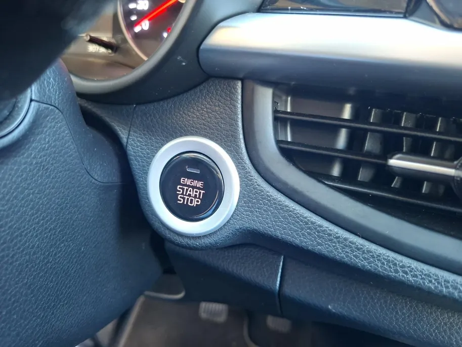 Kia Picanto 1.0 DPi DynamicPlusLine | Lichtmetalen Velgen | Key Less Entry | Privacy Glass | Achteruitrijcamera | Climate Control