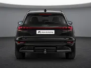 Audi Q6 e-tron S edition 83 kWh 252 PK · Glazen panoramadak · Trekhaak elek. wegklapbaar · Optiekpakket zwart