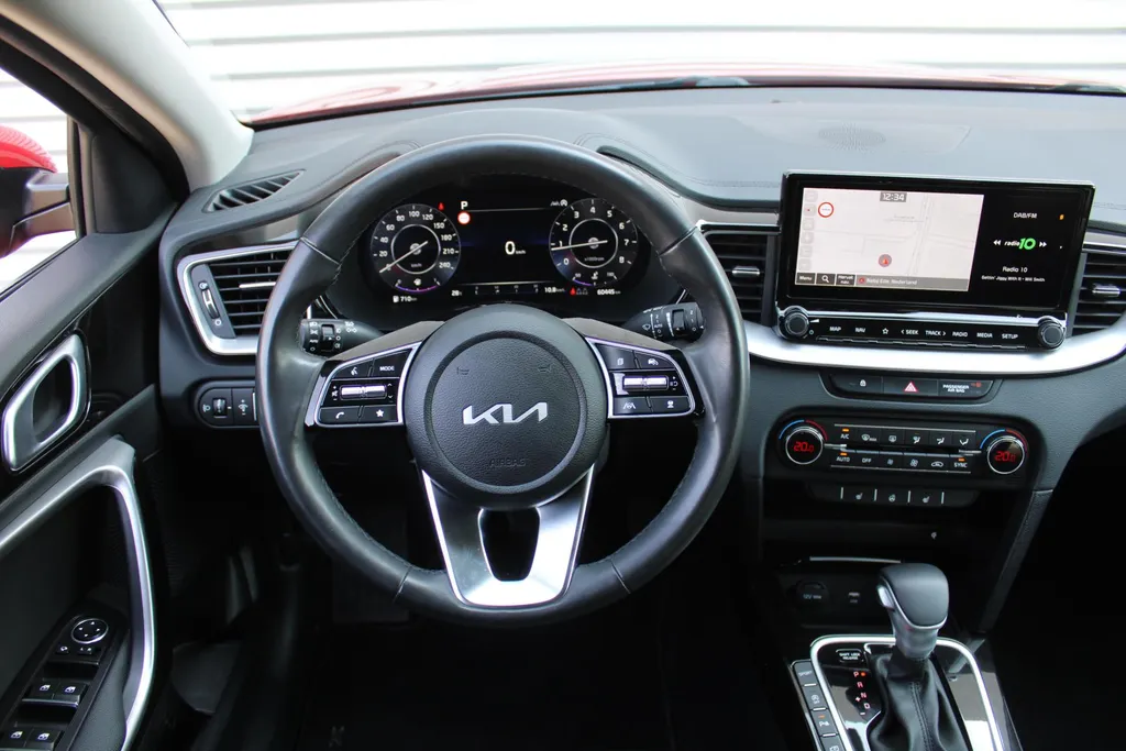 Kia XCeed 1.5 T-GDi DCT7 DynamicPlusLine | 18' LM | Keyless | Airco | Cruise | Navi | Camera | PDC |