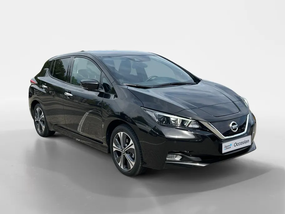 Nissan Leaf N-Connecta 40 kWh | SOH 99% | Stoel- stuurverwarming | 360 camera | Navi | Climate control