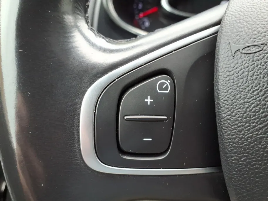Renault Clio 0.9 TCe Bose Premium audio systeem Bose | Navigatie | Airco/ecc | stoel verwarming | 1 jaar garantie