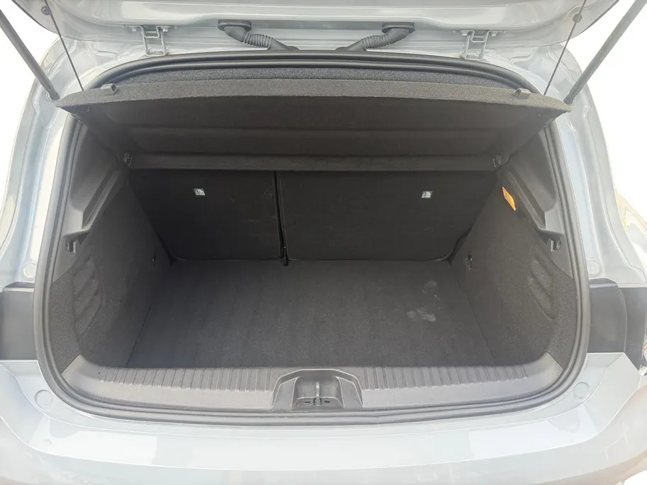 Renault Clio 145PK E-Tech Full Hybrid Techno Automaat | 9,3' Navi | Climate Control | Camera | Parkeersensoren | Apple CarPlay/Android Auto | Digital Cockpit | Cruise Control | Full LED | Lichtmetalen Velgen |
