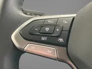 Volkswagen T-Cross 1.0TSI/116PK R-Line DSG · Trekhaak · Navigatie · Camera + Parkeersensoren · Apple/Android Car Play · Stoelverwarming · Garantie t/m 27-07-2030 of 100.000km
