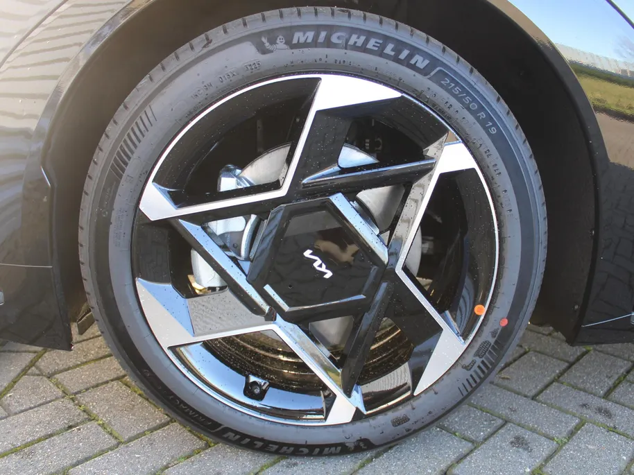 Kia EV4 GT-Line Business Edition 81.4 kWh | Nieuw | Direct leverbaar | Actieradius tot 584 km (WLTP) | 18% bijtelling | Hoge Korting |