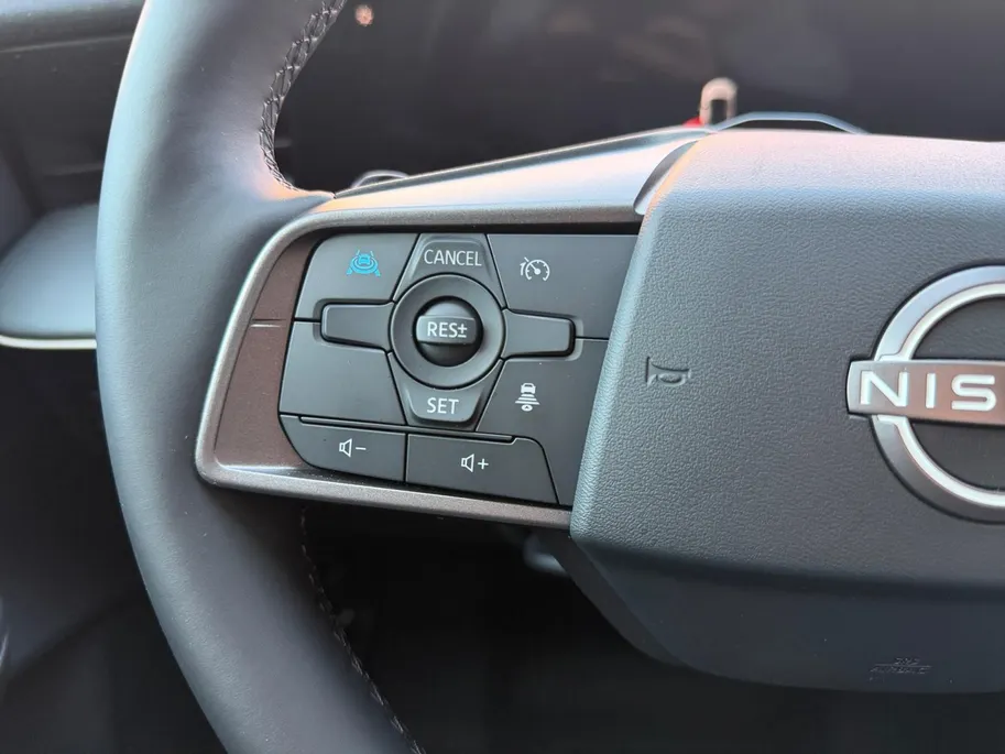 Nissan Leaf Engage 52 kWh 177PK AUTOMAAT | WLTP 445km | VERSCHILLENDE KLEUREN BESCHIKBAAR | LM wielen | Navigatie | Apple carplay & Android auto | 360grd camera |