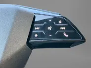 Audi Q5 2.0TFSIe-hybrid 220kW/299PK S Line quattro · Panoramadak · 360°Camera + Parkeersensoren · Apple/Android Car Play · Garantie t/m 25-09-2029 of 80000km.