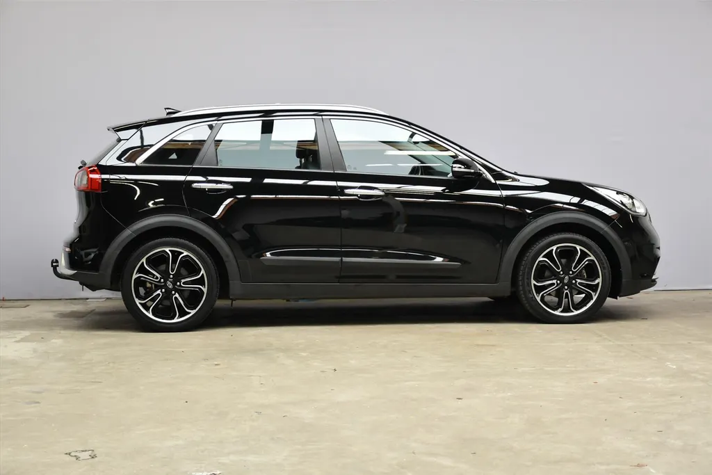Kia Niro 1.6 GDi Hybrid 141pk DCT6 First Edition Navi | Camera | PDC | Cruise | Trekhaak | LMV