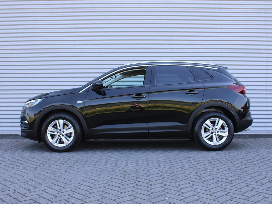 Opel Grandland X 1.2 Turbo Business Elegance | Camera | Telefoonlader | Clima  | Dodehoek detectie | Cruise | Navi | LED | 17” LM | Half stof/leer |