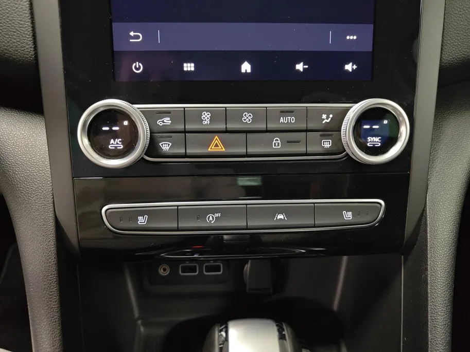 Renault Mégane Estate 1.3 TCe 140 Techno AUTOMAAT NAVI STOELVERWARMING AIRCO CAMERA CRUISE CONTROLE APPLE CARPLAY ANDROID AUTO TREKHAAK (TREKGEWICHT 1750KG) ZEER MOOIE AUTO
