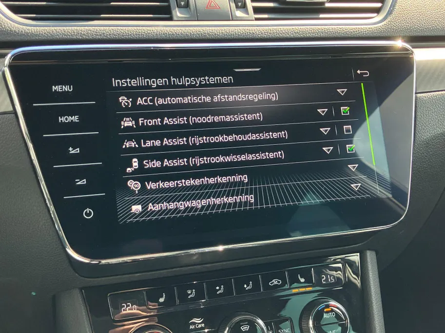 Škoda Superb Combi 1.4e-hybrid 245PK Sportline Panoramadak · Trekhaak · 360°Camera + Parkeersensoren ·