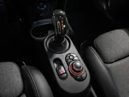 MINI Cooper 3-deurs Electric MINI Yours