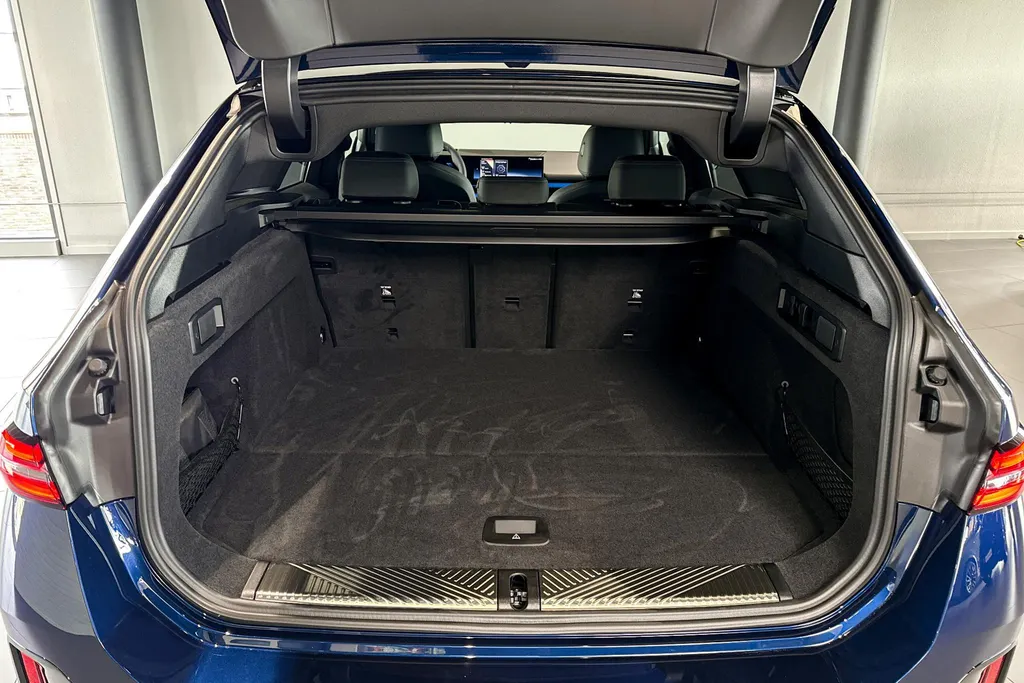 BMW i5 Touring eDrive40 M Sport Edition