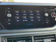 Volkswagen Polo 1.0TSI/110PK DSG R-Line · Panoramadak · Apple/Android Car Play · Camera · Navigatie · Trekhaak · 17'' velgen · Stoelverwarming ·