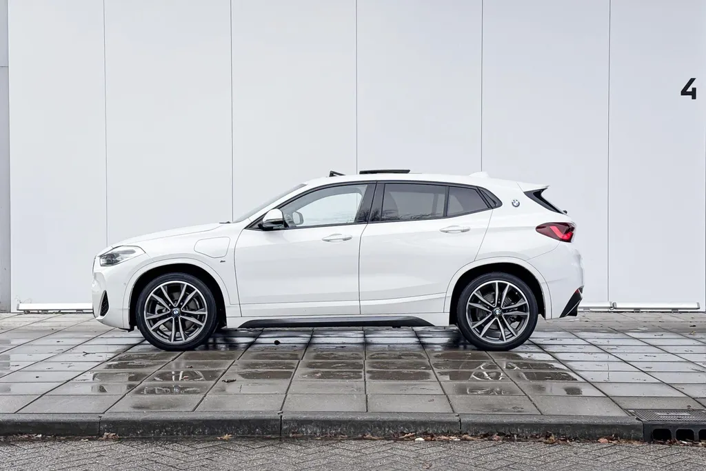 BMW X2 xDrive25e High Executive