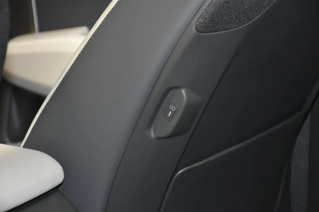 Kia EV3 81,4 kWh 204pk GT-PlusLine NIEUW - SNEL LEVERBAAR