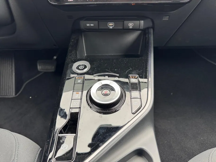 Kia Niro EV Limited Edition 64.8 kWh | Navigatie | Cruise control | Stoel + Stuur verwarming | Parkeer sensoren | Parkeer camera
