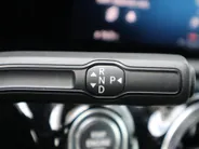 Mercedes-Benz A-Klasse 250 e AMG Line | HUD | Multispaak | LED | Navigatie | Camera | Automaat