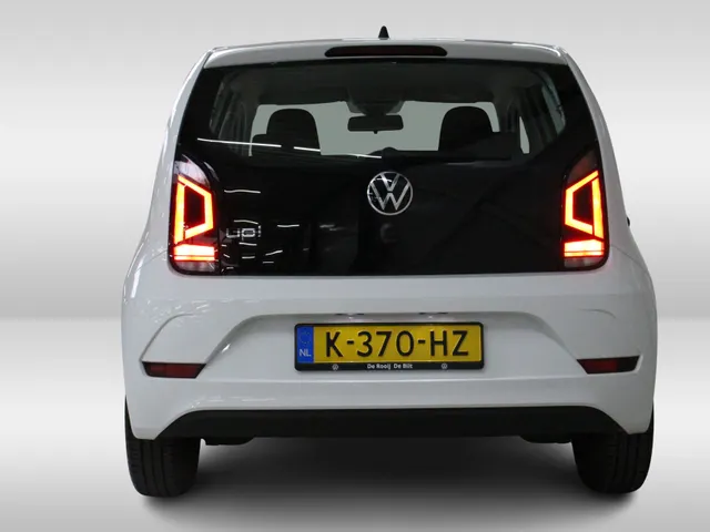 Volkswagen up! 1.0 BMT move up! Airco | Dab Radio | el. Raambediening |