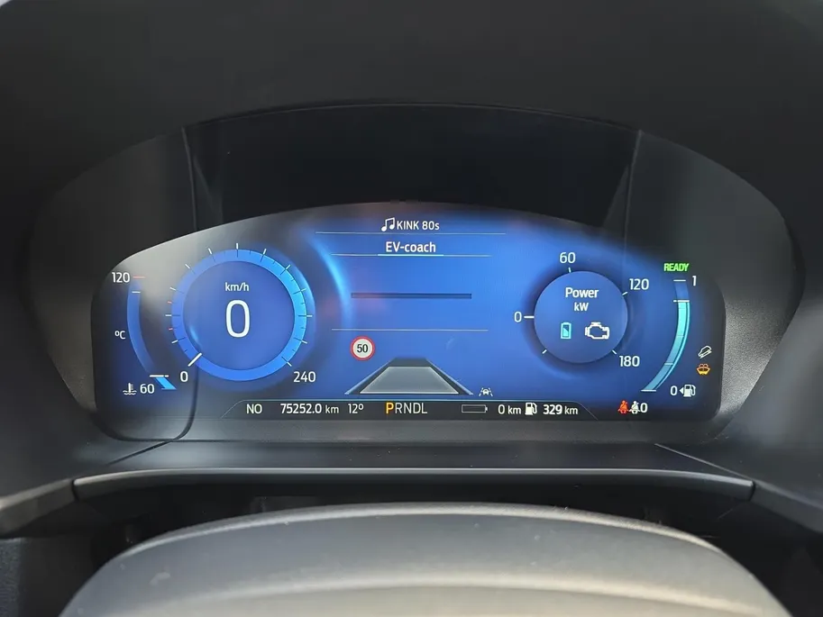 Ford Kuga 2.5 PHEV ST-Line | Winterpack | Head-Up | Dodehoek Detectie | Elektr. Achterklep | Adapt. Cruise Control | 12 maanden garantie! |