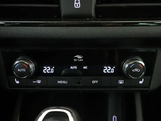 Škoda Kamiq 1.0 TSI Ambition 110pk DSG | Stoelverwarming