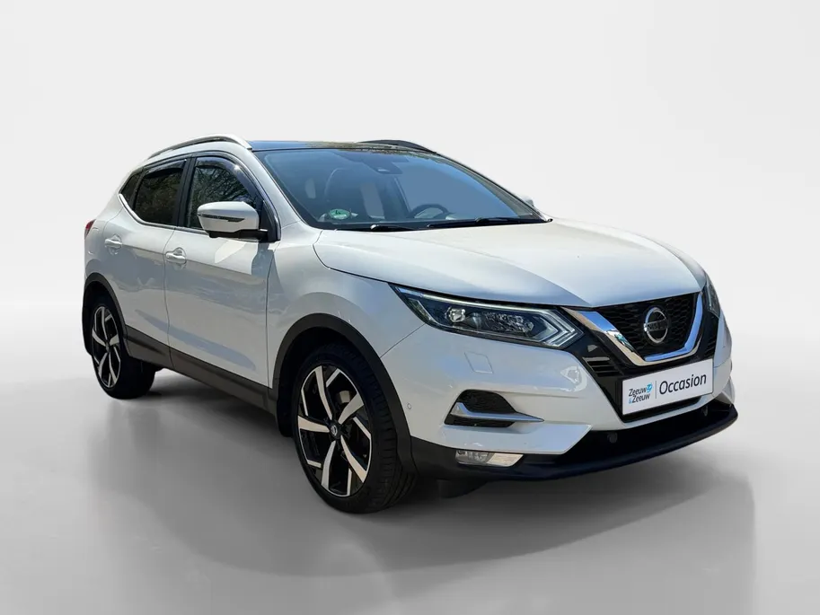 Nissan QASHQAI 1.3 DIG-T Tekna | Extra set winterbanden | Rondom camera | Stoel verwarming | Climate | Pano | Telefoon |