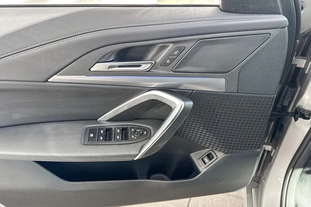 BMW iX1 eDrive20 67 kWh M Sport Edition