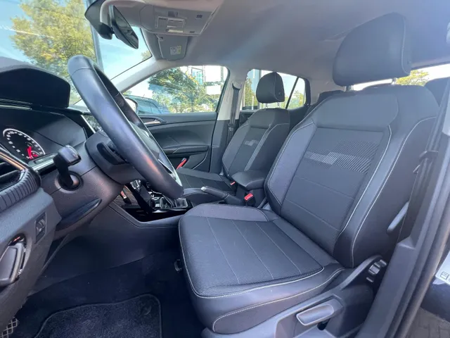 Volkswagen T-Cross 1.0 TSI Life AUTOMAAT | APPLE CARPLAY / ANDROID AUTO | 17 INCH | ADAPTIVE CRUISE CONTROL | ALL SEASON BANDEN | 7 DSG | NED. AUTO |