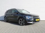 Kia Niro 1.6 GDi Hybrid ExecutiveLine | Camera | Leer | Schuifdak | Stoelverwarming+ventilatie | Elektr. stoelverstelling + achterklep | 18' LM | HUD |