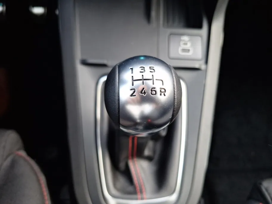 Ford Puma 1.0 EcoBoost Hybrid ST-Line | !gratis upgrade naar automaat! | Winterpack | Camera | Climate Control | 17' Lichtmetaal | Apple Carplay&Android Auto | Parkeersensoren | Navigatie |