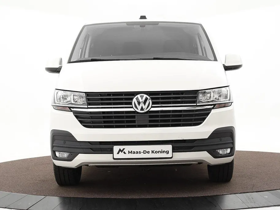 Volkswagen Bedrijfswagens Transporter 2.0 TDI L1H1 28 · Camera · Trekhaak · Apple/Android Car Play · Navigatie · Cruise Control · Vloerplaat · 16'' Inch · Garantie t/m 01-04-2028 of 100.000km