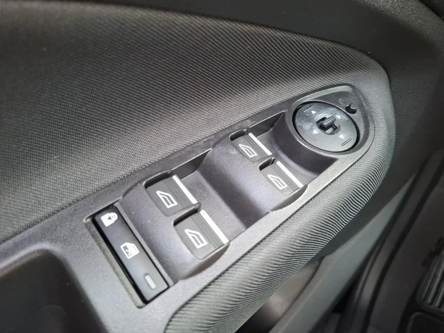 Ford C-MAX 1.0 Titanium | Camera | El. Achterklep | Climate Control | Navigatie | Apple Carplay&Android Auto | 17' Lichtmetaal | Dealer onderhouden! |