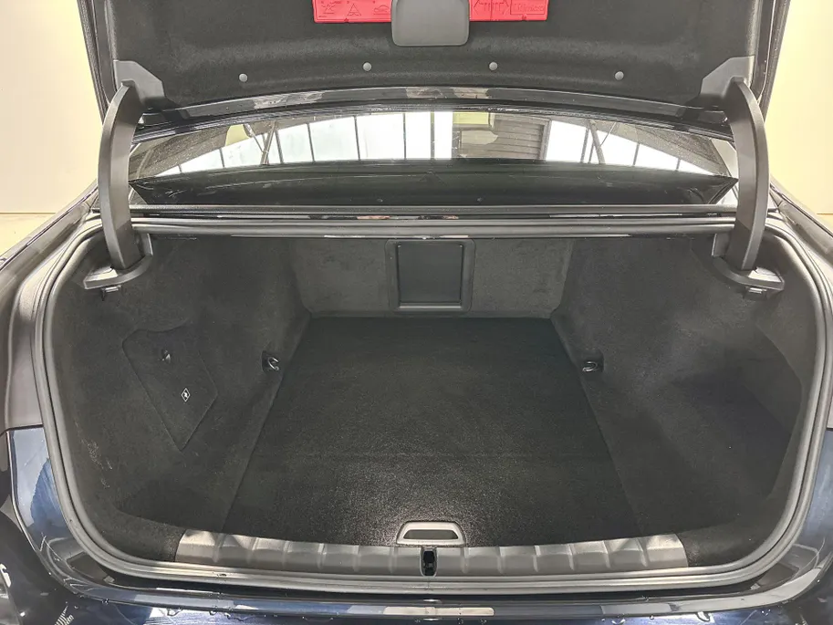 BMW i7 M70 xDrive 106 kWh