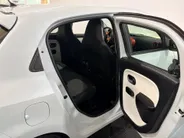Renault Twingo 75PK SCe Collection | Airco | USB | Elektrische Ramen & Spiegels | Centrale Deurvergrendeling | LED Dagrijverlichting | Licht Sensor | Bluetooth |