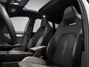 CUPRA Formentor 1.4 TSI 204pk DSG e-Hybrid Essential Limited · Panoramadak · Camera · Elek. Achterklep · Stuur- & Stoelverwarming · Keyless · Elek. Bestuurdersstoel + Geheugen ·