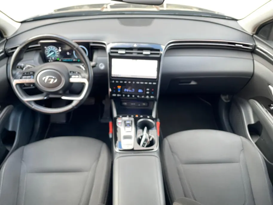 Hyundai Tucson 1.6 T-GDI PHEV Comfort Smart 4WD |Navigatie| Achteruitrijcamera| Parkeersensoren v+a| Stoel/Stuurverwarming| Elektrische achterklep| Trekhaak|