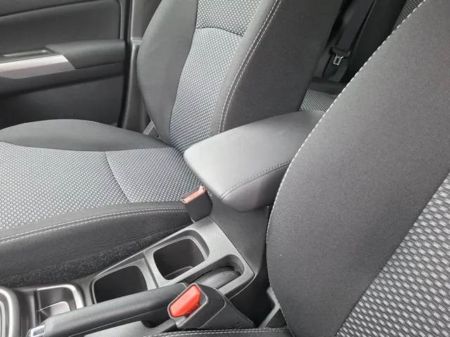 Suzuki Vitara 1.4 Boosterjet Smart Hybrid Select NAVI | PDC | CRUISE | rijklaarprijs !!
